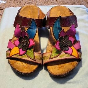 Floral pattern sandals